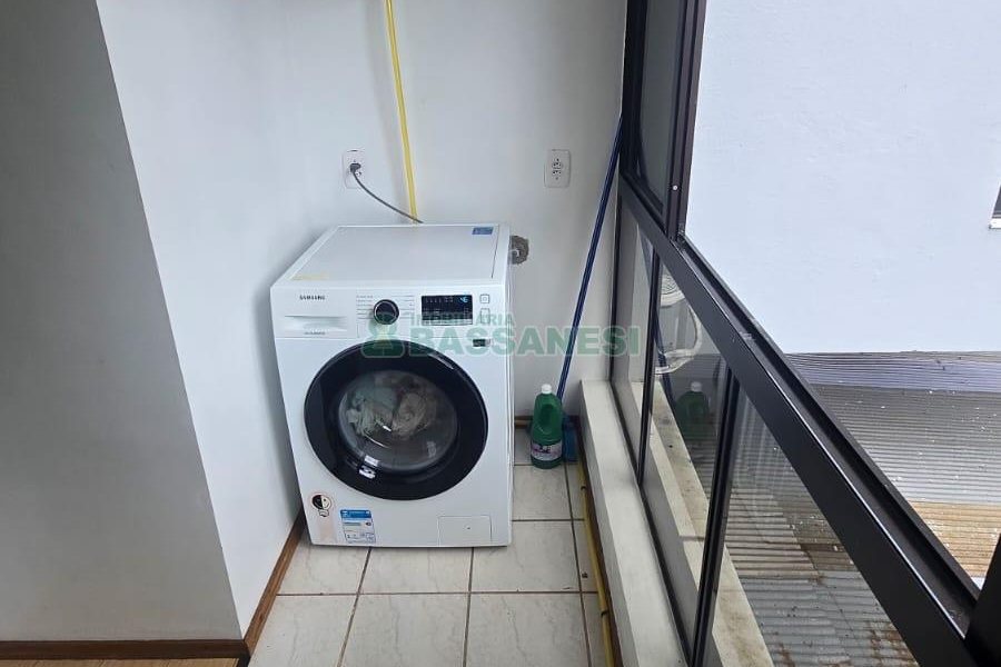 Apartamento com 66m², 2 dormitórios, 1 vaga, no bairro Centro em Caxias do Sul para Comprar