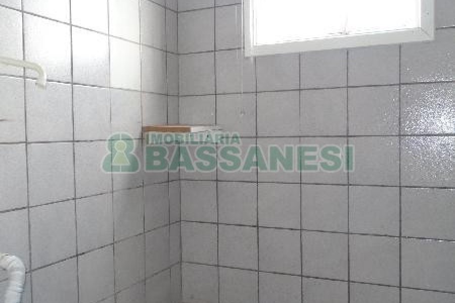 Sala com 100m², no bairro Sanvitto em Caxias do Sul para Alugar