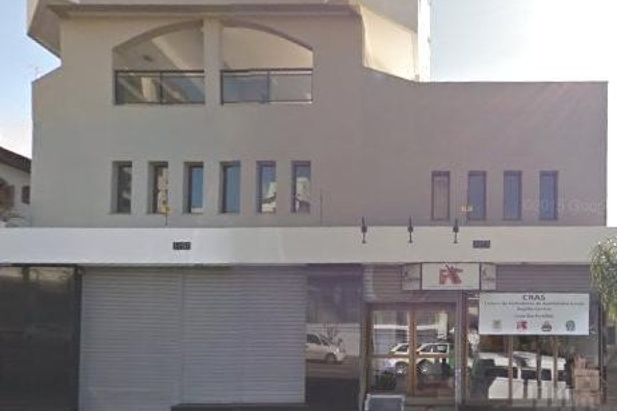 Loja com 450m², 2 vagas, no bairro Centro em Caxias do Sul para Comprar