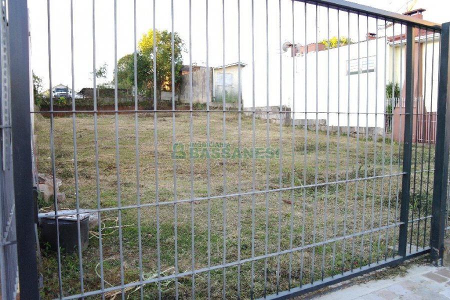 Terreno com 600m², no bairro Pio X em Caxias do Sul para Alugar