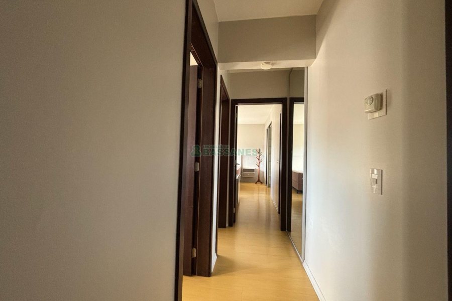 Apto Mobiliado com 110m², 3 dormitórios, 2 vagas, no bairro Pio X em Caxias do Sul para Alugar