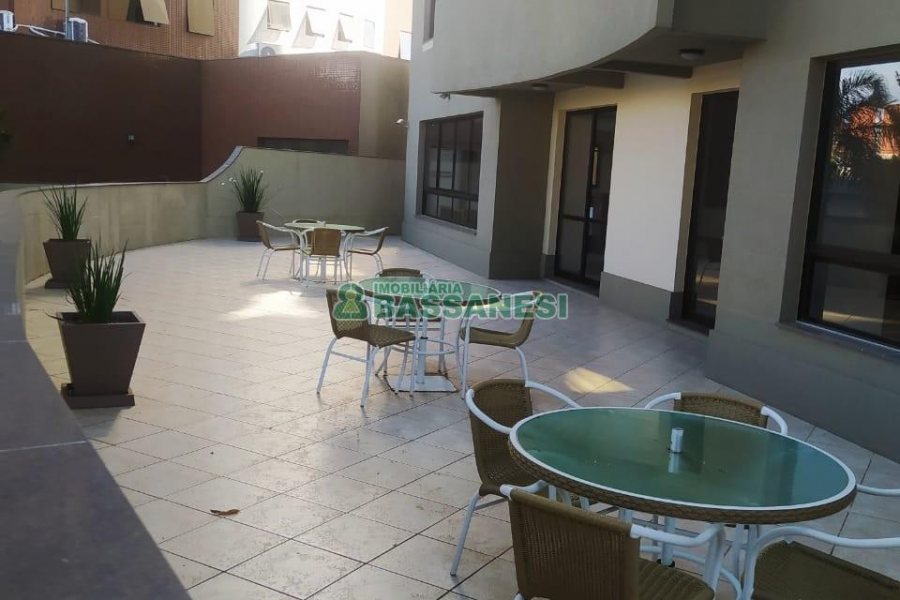 Apto Mobiliado com 110m², 3 dormitórios, 2 vagas, no bairro Pio X em Caxias do Sul para Alugar