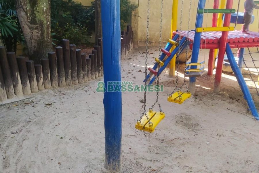 Apto Mobiliado com 110m², 3 dormitórios, 2 vagas, no bairro Pio X em Caxias do Sul para Alugar