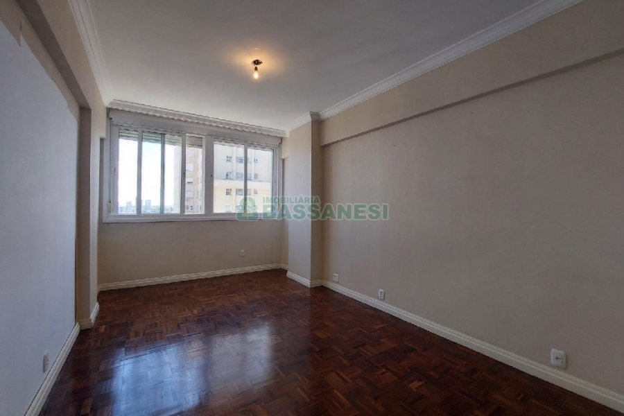 Apartamento com 150m², 3 dormitórios, 1 vaga, no bairro Centro em Caxias do Sul para Alugar ou Comprar