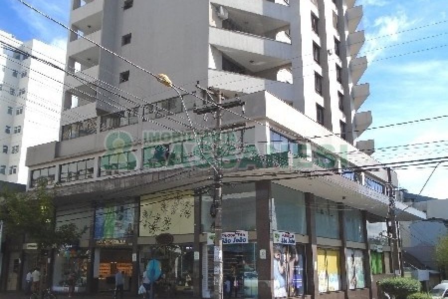 Apartamento com 35m², 1 dormitório, no bairro Centro em Caxias do Sul para Alugar