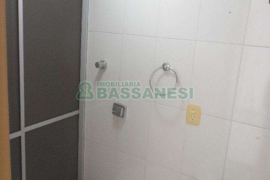 Apartamento com 35m², 1 dormitório, no bairro Centro em Caxias do Sul para Alugar