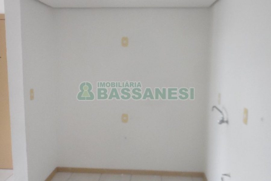 Apartamento com 35m², 1 dormitório, no bairro Centro em Caxias do Sul para Alugar