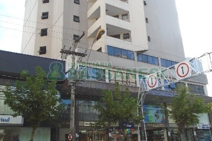 Apartamento com 35m², 1 dormitório, no bairro Centro em Caxias do Sul para Alugar