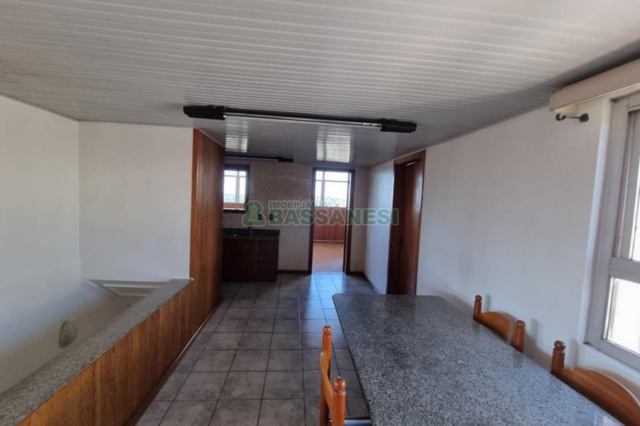 Apto/Cobertura com 207m², 3 dormitórios, 2 vagas, no bairro Rio Branco em Caxias do Sul para Comprar