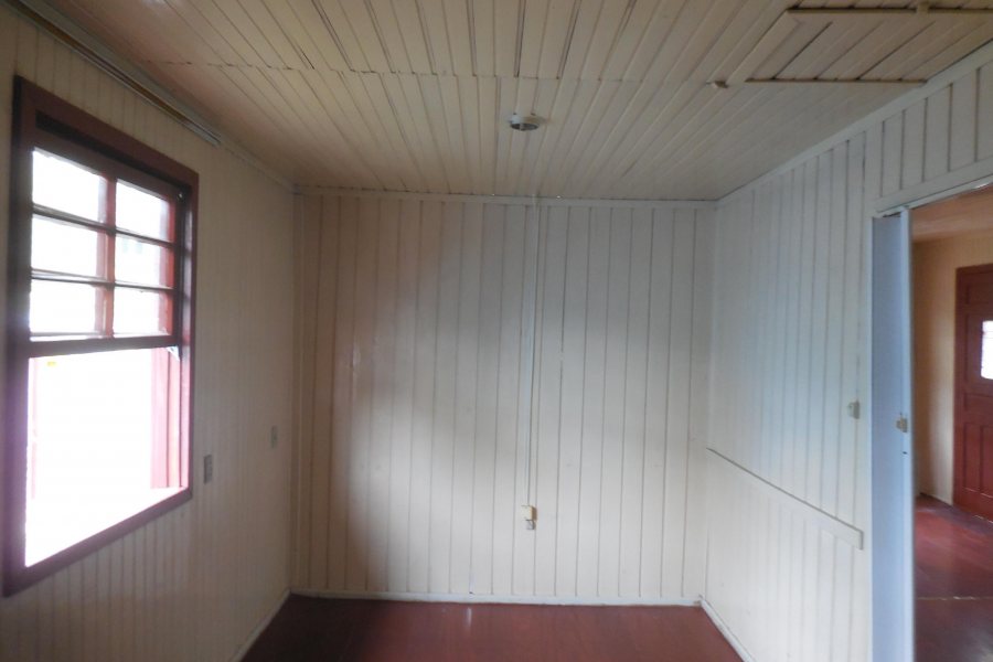 Casa com 99m², 3 dormitórios, 1 vaga, no bairro Rio Branco em Caxias do Sul para Comprar