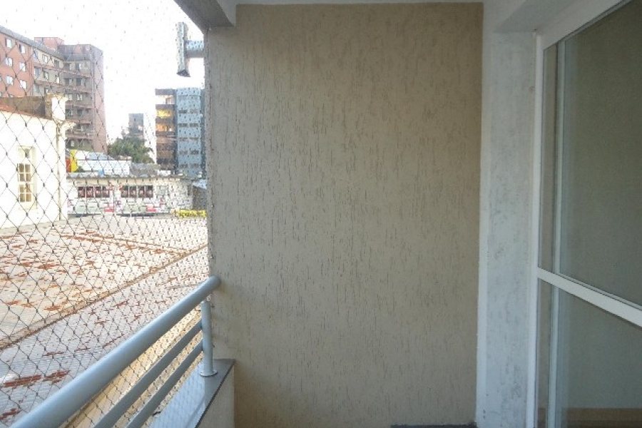 Apartamento com 80m², 2 dormitórios, no bairro Centro em Caxias do Sul para Alugar