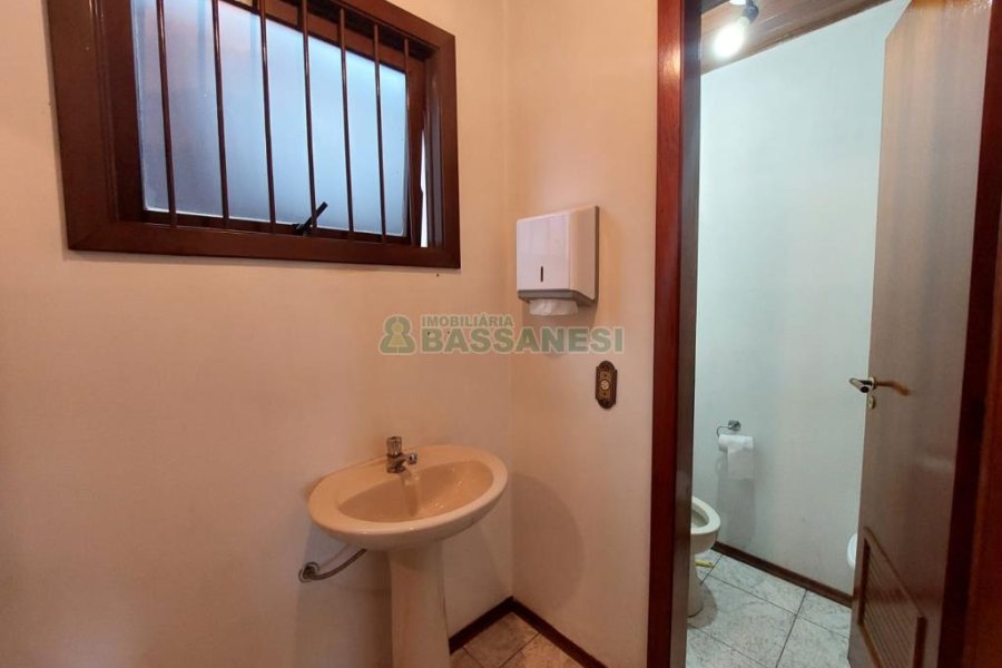 Loja Mobiliada com 153m², no bairro São Ciro em Caxias do Sul para Alugar