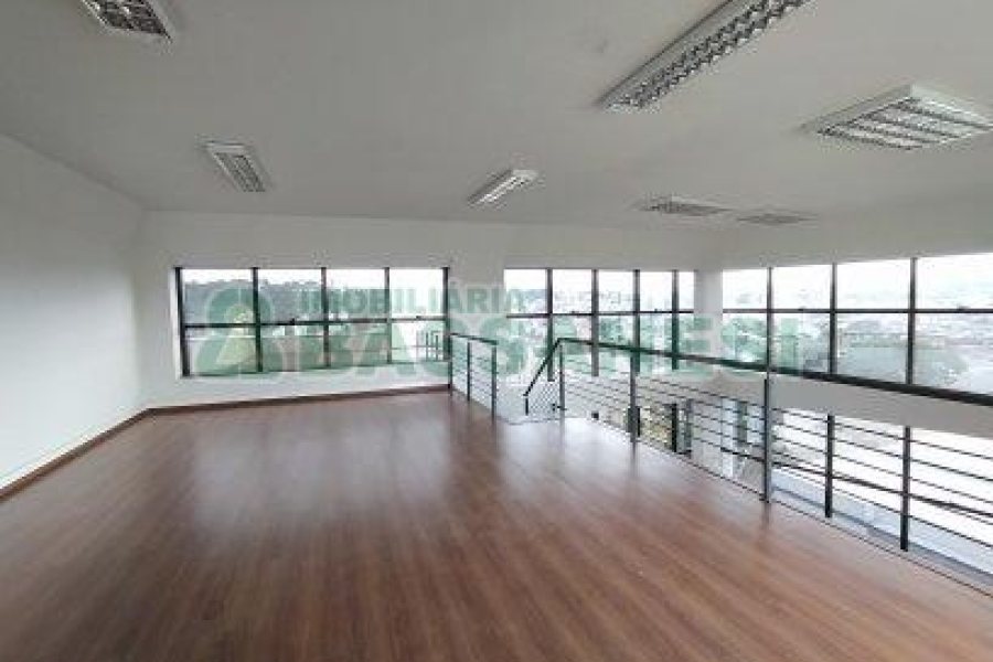 Predio com 1350m², 35 vagas, no bairro Santa Catarina em Caxias do Sul para Alugar