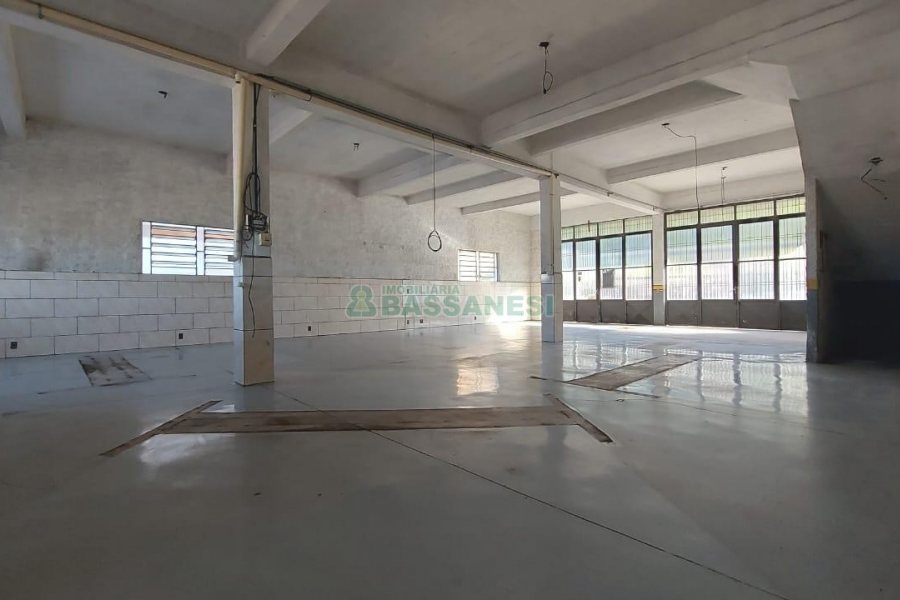Loja com 180m², no bairro Santa Catarina em Caxias do Sul para Alugar