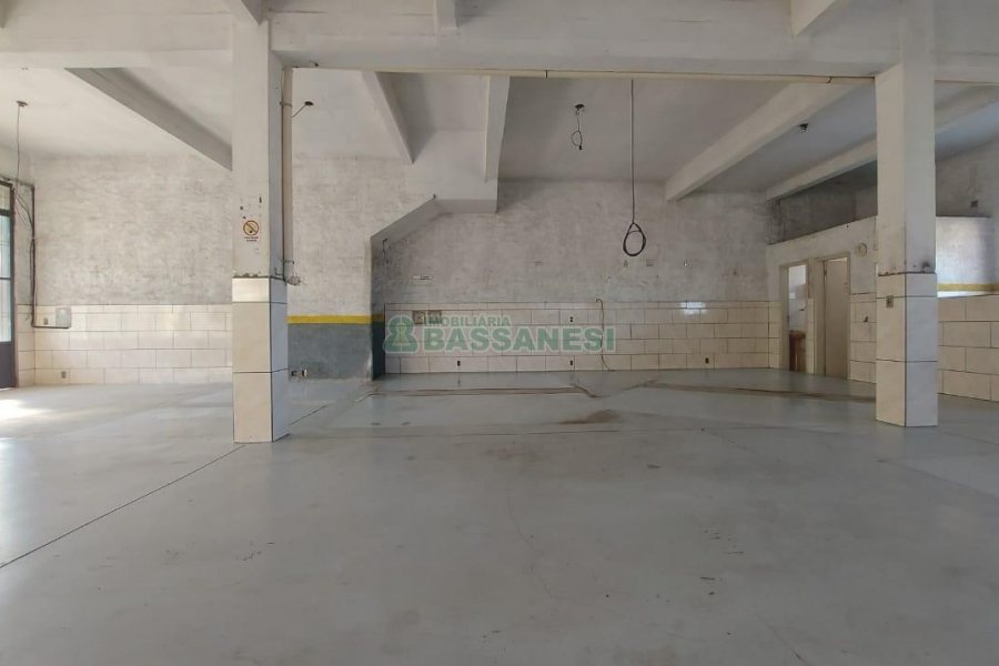 Loja com 180m², no bairro Santa Catarina em Caxias do Sul para Alugar