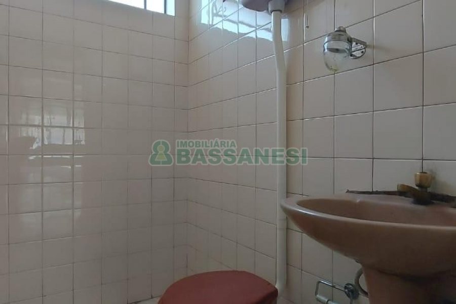 Loja com 180m², no bairro Santa Catarina em Caxias do Sul para Alugar