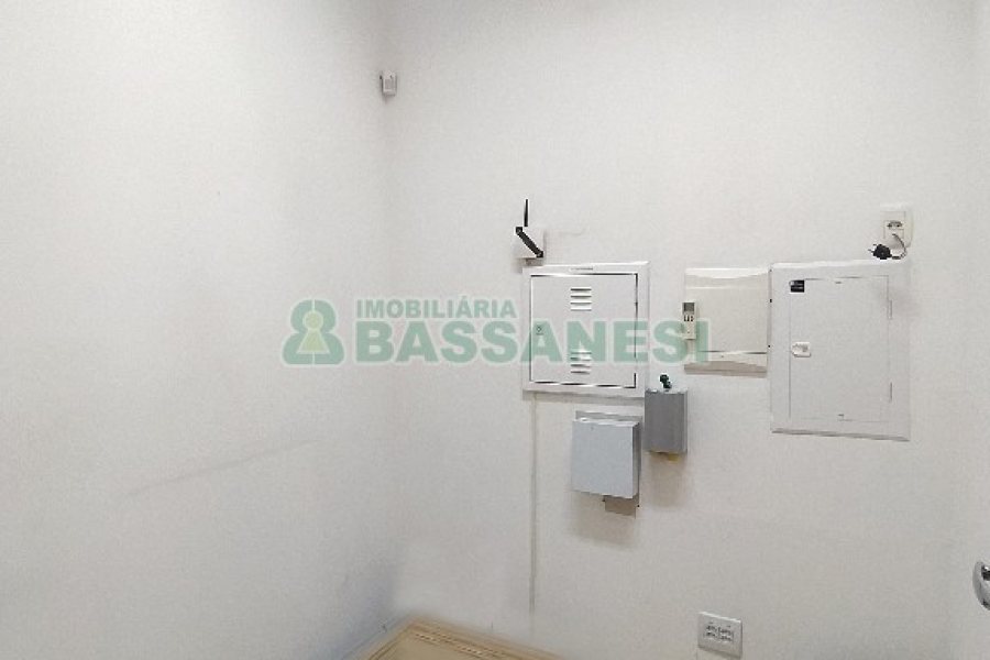 Loja com 200m², 4 vagas, no bairro Lourdes em Caxias do Sul para Alugar