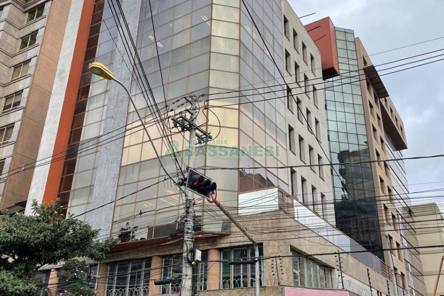 Sala com 84m², no bairro Centro em Caxias do Sul para Comprar