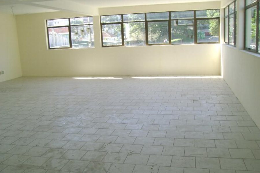 Loja com 167m², 1 vaga, no bairro Centro em Caxias do Sul para Alugar