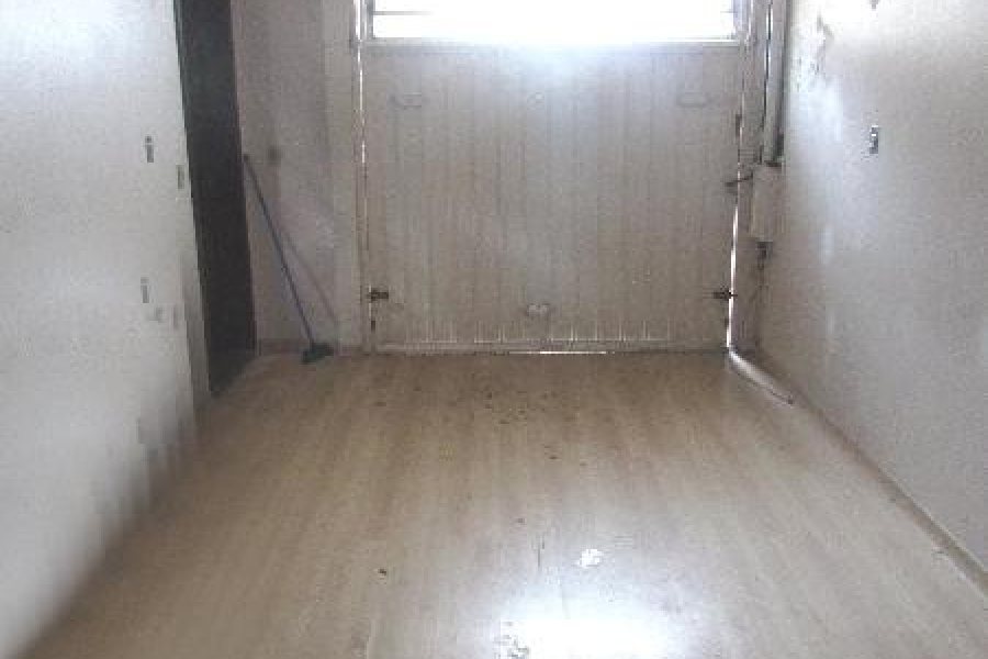 Casa Comercial com 300m², 3 dormitórios, 3 vagas, no bairro Centro em Caxias do Sul para Comprar