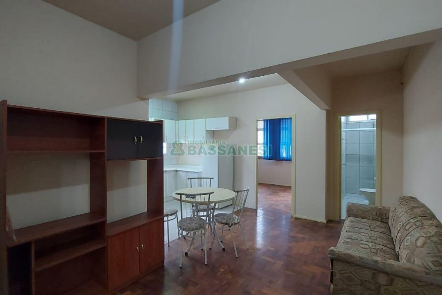 Apto Mobiliado com 35m², 1 dormitório, no bairro Centro em Caxias do Sul para Alugar