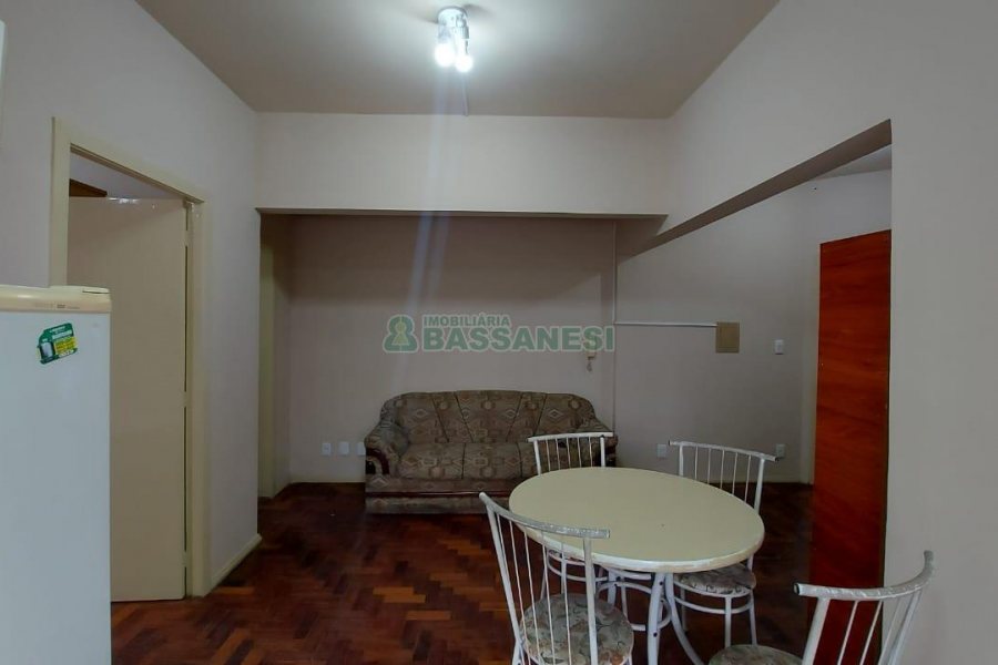 Apto Mobiliado com 35m², 1 dormitório, no bairro Centro em Caxias do Sul para Alugar