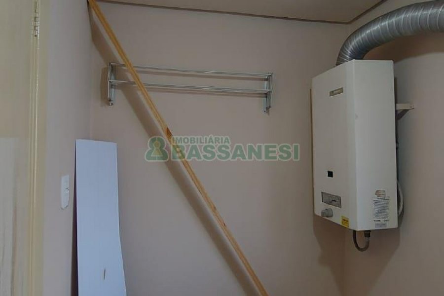 Apto Mobiliado com 35m², 1 dormitório, no bairro Centro em Caxias do Sul para Alugar