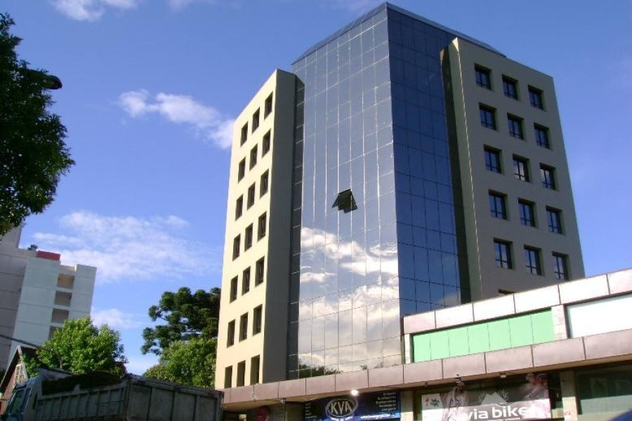 Loja com 350m², no bairro Santa Catarina em Caxias do Sul para Alugar