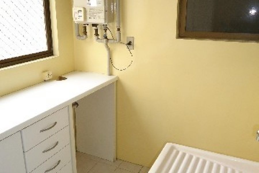 Apartamento com 153m², 3 dormitórios, 2 vagas, no bairro São Leopoldo em Caxias do Sul para Alugar