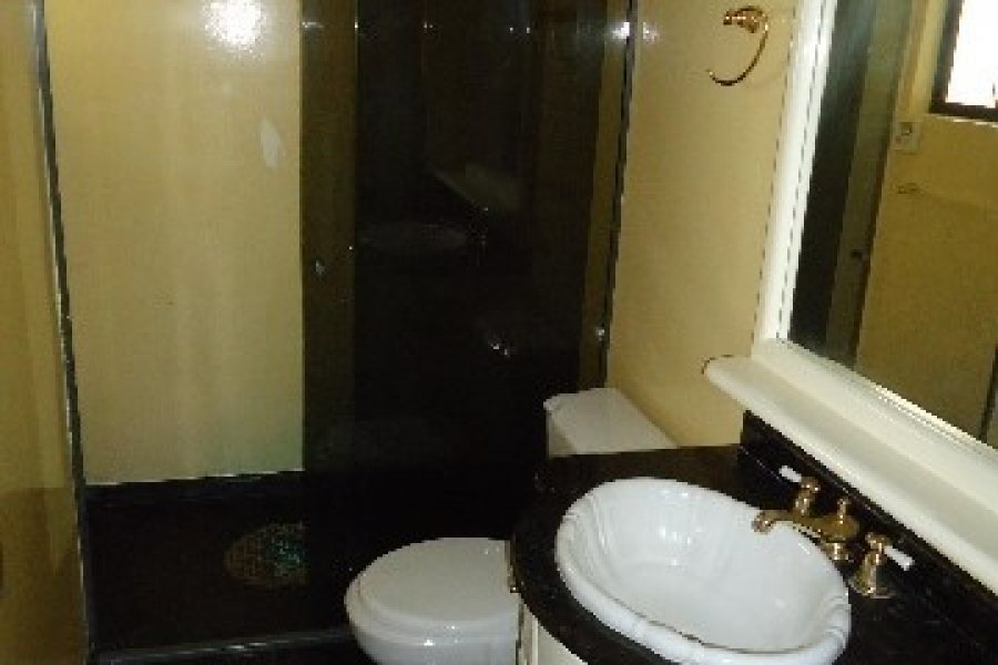 Apartamento com 153m², 3 dormitórios, 2 vagas, no bairro São Leopoldo em Caxias do Sul para Alugar