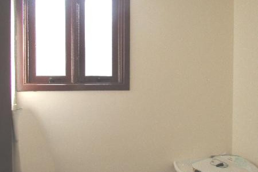 Loja com 313m², no bairro São Leopoldo em Caxias do Sul para Alugar ou Comprar