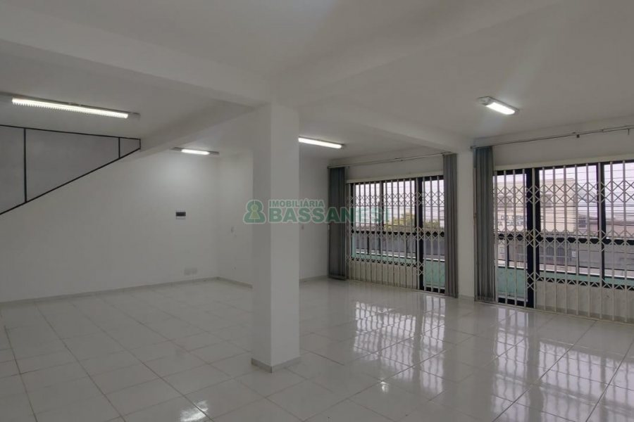 Sala com 95m², no bairro Santa Catarina em Caxias do Sul para Alugar