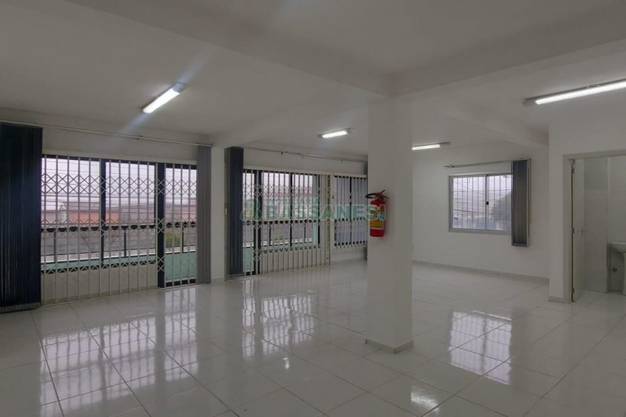 Sala com 95m², no bairro Santa Catarina em Caxias do Sul para Alugar