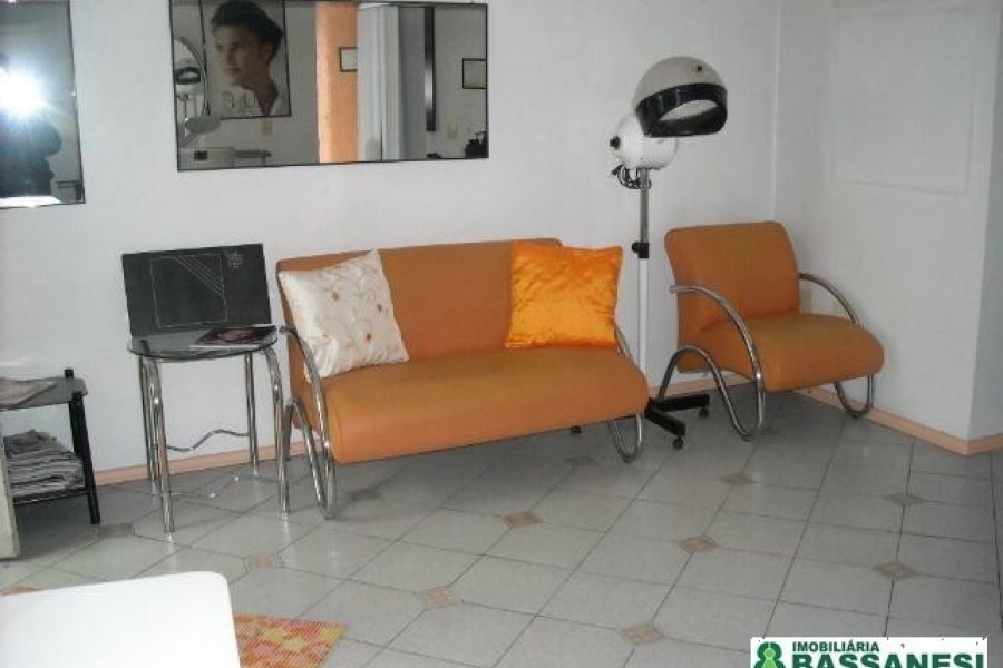 Loja com 40m², no bairro Centro em Caxias do Sul para Comprar
