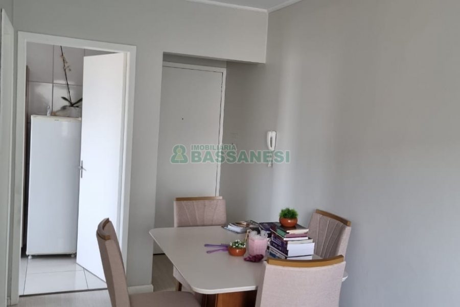 Apartamento com 36m², 1 dormitório, no bairro Lourdes em Caxias do Sul para Comprar