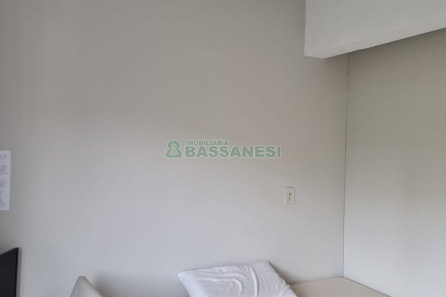 Apartamento com 36m², 1 dormitório, no bairro Lourdes em Caxias do Sul para Comprar