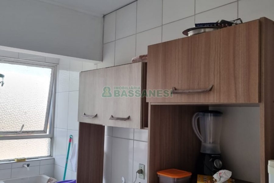Apartamento com 36m², 1 dormitório, no bairro Lourdes em Caxias do Sul para Comprar