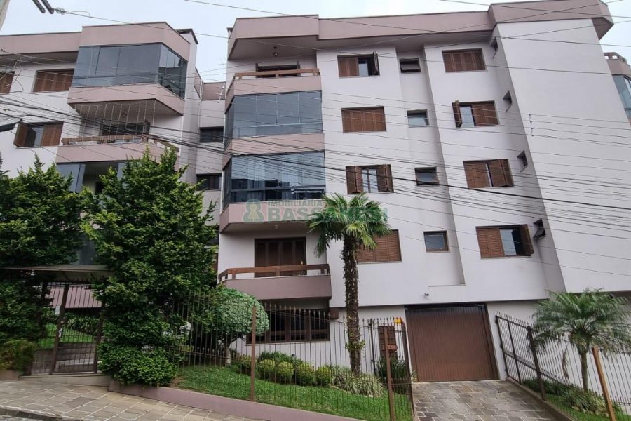Apartamento com 92m², 2 dormitórios, 1 vaga, no bairro Rio Branco em Caxias do Sul para Comprar