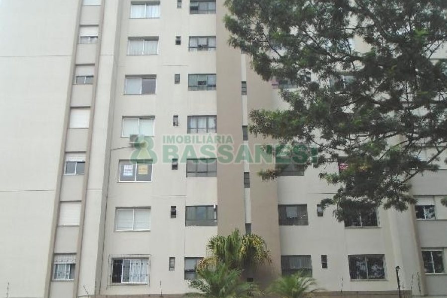 Apto Mobiliado com 85m², 3 dormitórios, 1 vaga, no bairro Centro em Caxias do Sul para Alugar