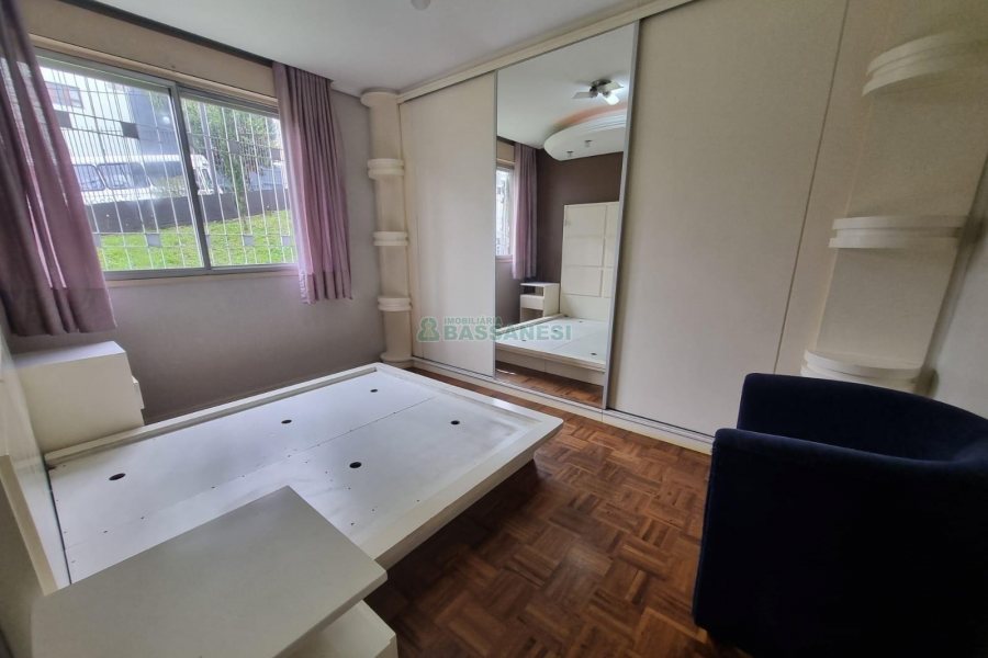 Apto Mobiliado com 85m², 3 dormitórios, 1 vaga, no bairro Centro em Caxias do Sul para Alugar