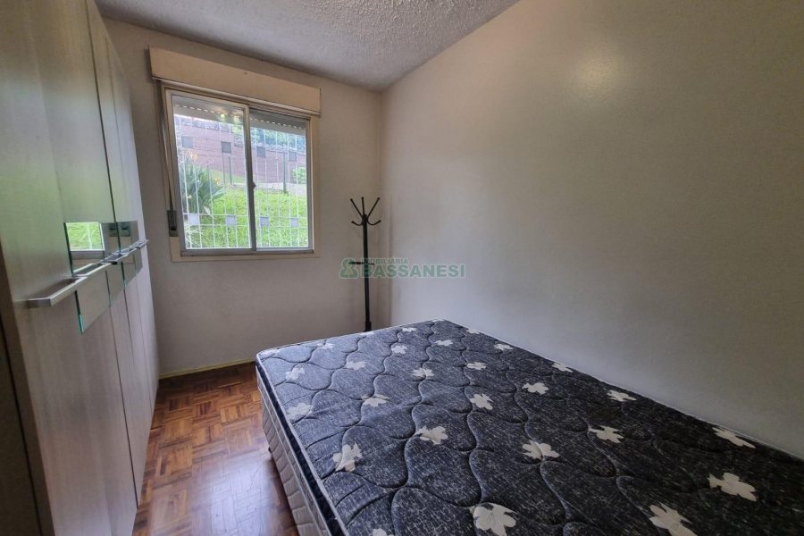 Apto Mobiliado com 85m², 3 dormitórios, 1 vaga, no bairro Centro em Caxias do Sul para Alugar