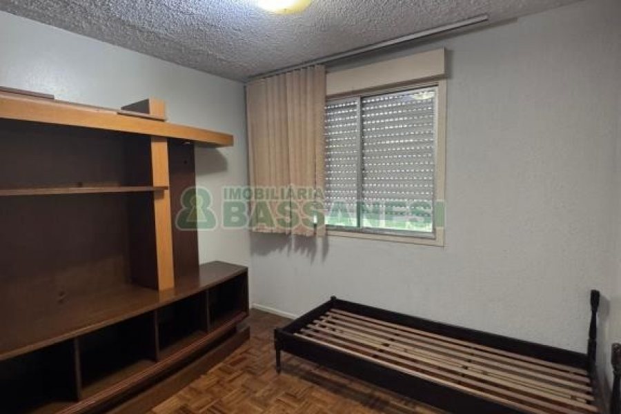 Apto Mobiliado com 85m², 3 dormitórios, 1 vaga, no bairro Centro em Caxias do Sul para Alugar