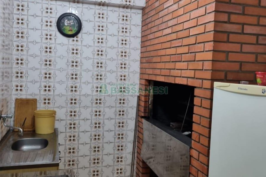 Apartamento com 90m², 2 dormitórios, 1 vaga, no bairro Rio Branco em Caxias do Sul para Comprar