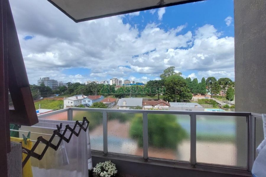 Apartamento com 337m², 4 dormitórios, 1 vaga, no bairro Madureira em Caxias do Sul para Comprar