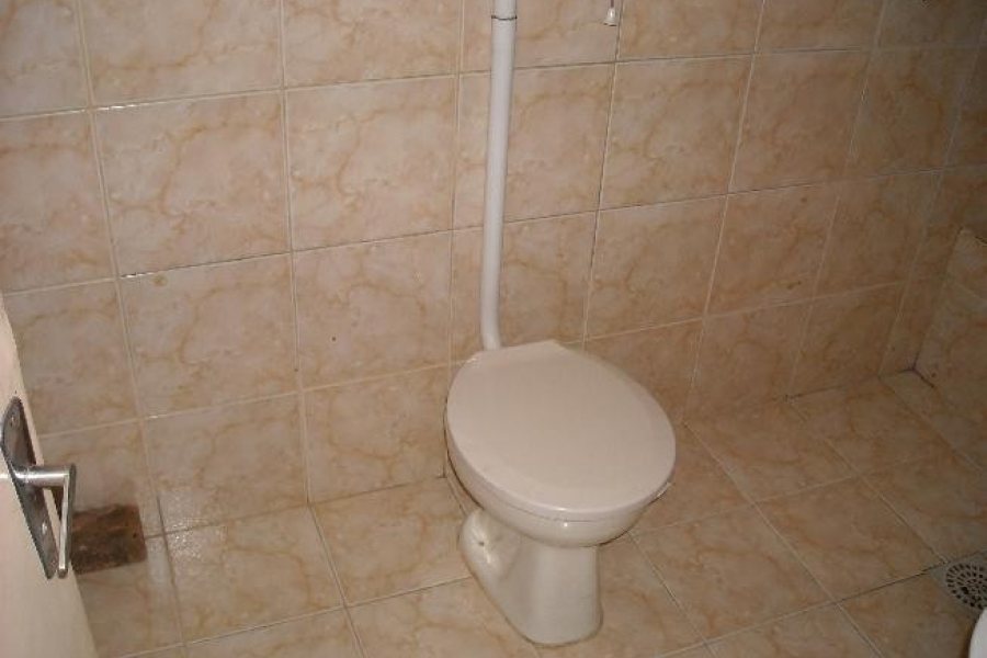 Casa com 160m², 2 dormitórios, 1 vaga, no bairro Sanvitto em Caxias do Sul para Comprar