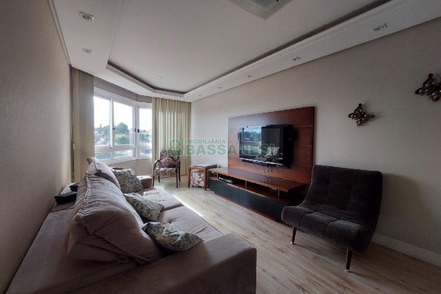 Apto Mobiliado com 95m², 3 dormitórios, 1 vaga, no bairro São Pelegrino em Caxias do Sul para Alugar