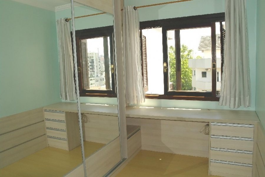 Apto Mobiliado com 140m², 3 dormitórios, 2 vagas, no bairro Bela Vista em Caxias do Sul para Alugar