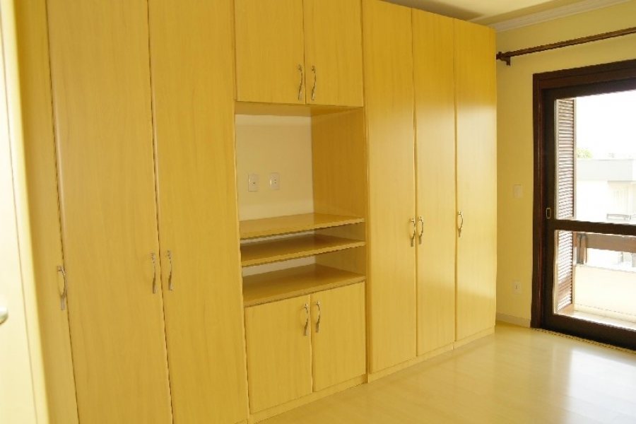 Apto Mobiliado com 140m², 3 dormitórios, 2 vagas, no bairro Bela Vista em Caxias do Sul para Alugar