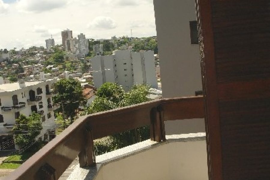 Apto Mobiliado com 140m², 3 dormitórios, 2 vagas, no bairro Bela Vista em Caxias do Sul para Alugar