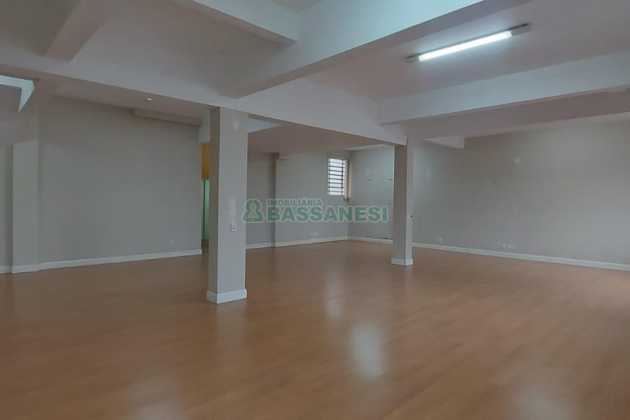 Loja com 192m², no bairro Centro em Caxias do Sul para Alugar